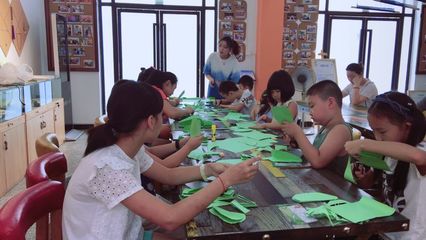 巧手折出新天地 鄰里共敘社區(qū)情——肖家河街道興蓉社區(qū)成功舉辦折紙藝術(shù)活動(dòng)